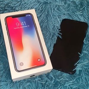 💥SOLD💥iPhone X 📱 - Space Gray - 64 GB - AT&T